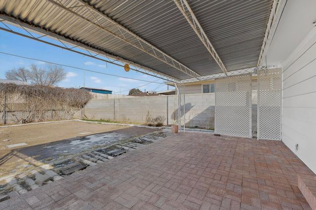 4301 Douglas Macarthur Road NE, Albuquerque, NM 87110