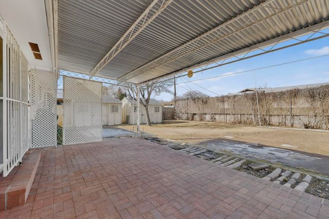 4301 Douglas Macarthur Road NE, Albuquerque, NM 87110