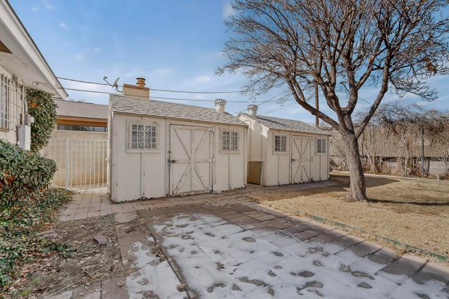 4301 Douglas Macarthur Road NE, Albuquerque, NM 87110