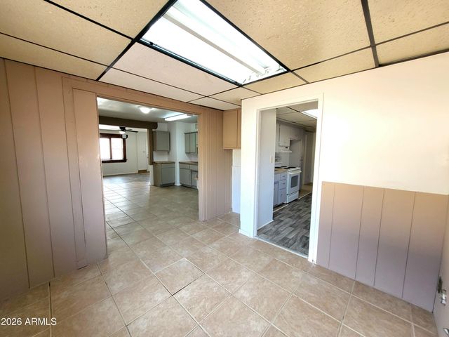 3401 W SAINT MORITZ Lane, Phoenix, AZ 85053