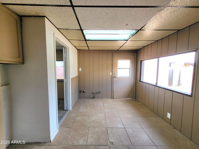 3401 W SAINT MORITZ Lane, Phoenix, AZ 85053