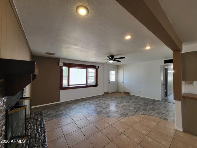 3401 W SAINT MORITZ Lane, Phoenix, AZ 85053