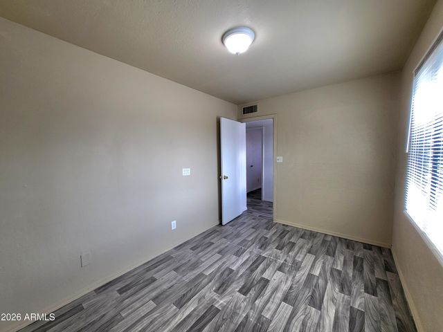 3401 W SAINT MORITZ Lane, Phoenix, AZ 85053