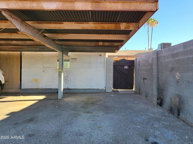 3401 W SAINT MORITZ Lane, Phoenix, AZ 85053