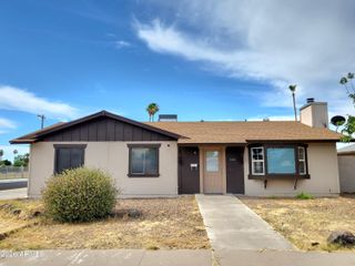 3401 W SAINT MORITZ Lane, Phoenix, AZ 85053