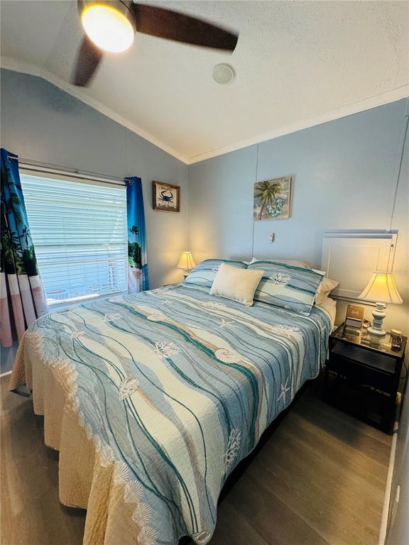 Image 18 of property listing at 146 JACK NICKLAUS LANE, Davenport, FL 33837