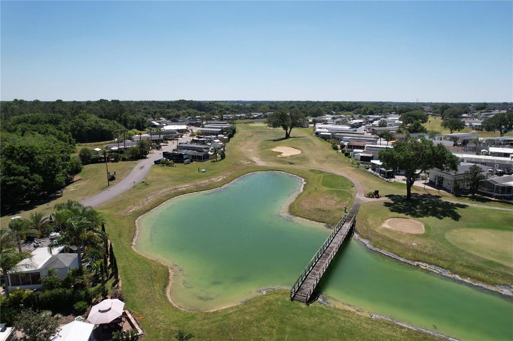 Image 43 of property listing at 146 JACK NICKLAUS LANE, Davenport, FL 33837