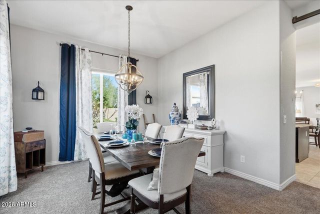 2486 E LINDRICK Drive, Gilbert, AZ 85298