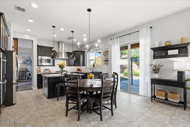 2486 E LINDRICK Drive, Gilbert, AZ 85298