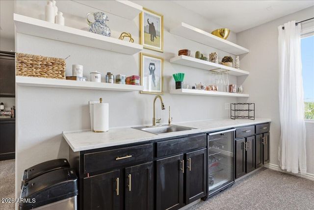 2486 E LINDRICK Drive, Gilbert, AZ 85298