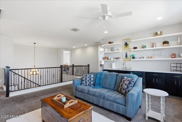 2486 E LINDRICK Drive, Gilbert, AZ 85298