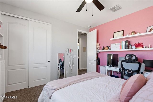 2486 E LINDRICK Drive, Gilbert, AZ 85298