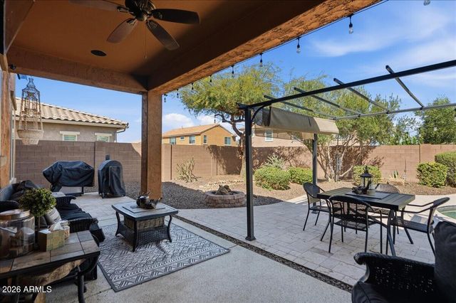 2486 E LINDRICK Drive, Gilbert, AZ 85298