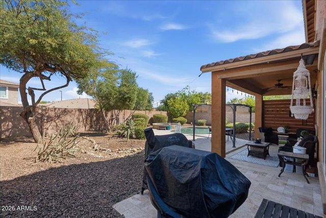 2486 E LINDRICK Drive, Gilbert, AZ 85298