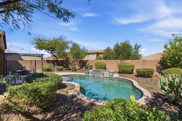 2486 E LINDRICK Drive, Gilbert, AZ 85298