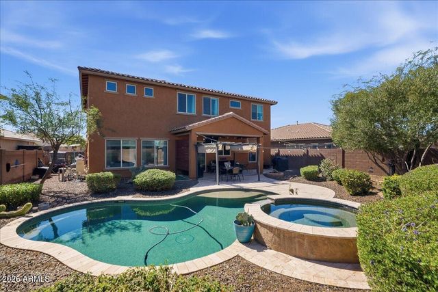 2486 E LINDRICK Drive, Gilbert, AZ 85298