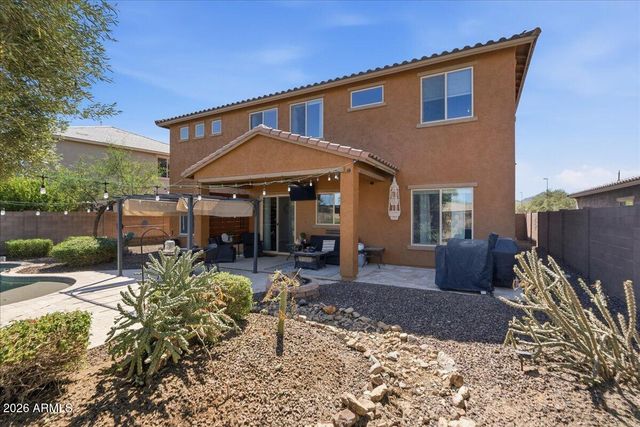 2486 E LINDRICK Drive, Gilbert, AZ 85298