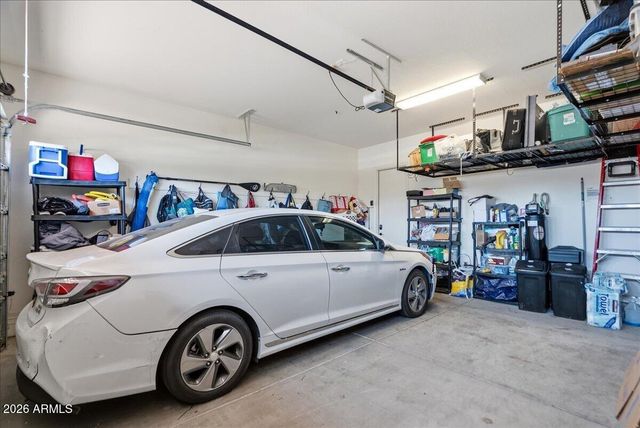 2486 E LINDRICK Drive, Gilbert, AZ 85298