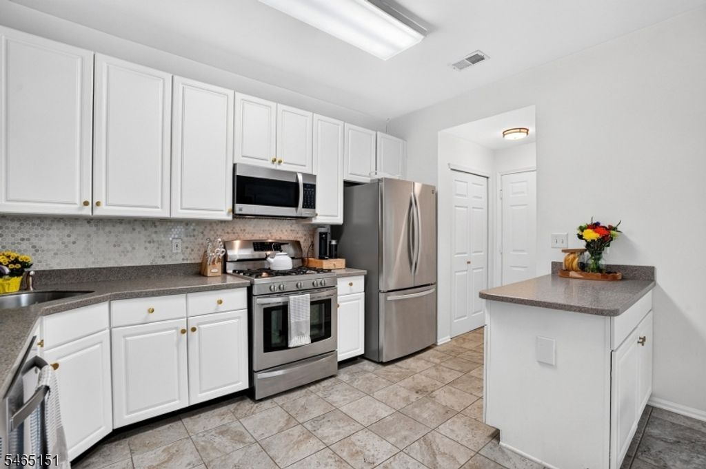 45 Hancock Dr, Morris Twp., NJ 07960 — photo 3