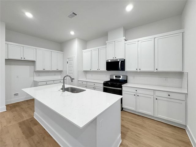 2330 Max Avenue, Bentonville, AR 72713