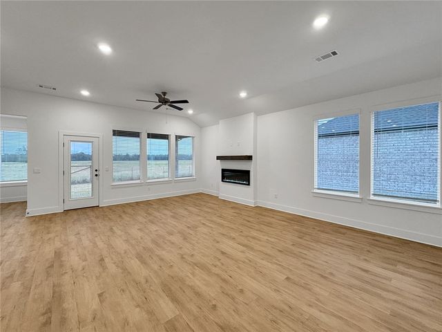 2330 Max Avenue, Bentonville, AR 72713