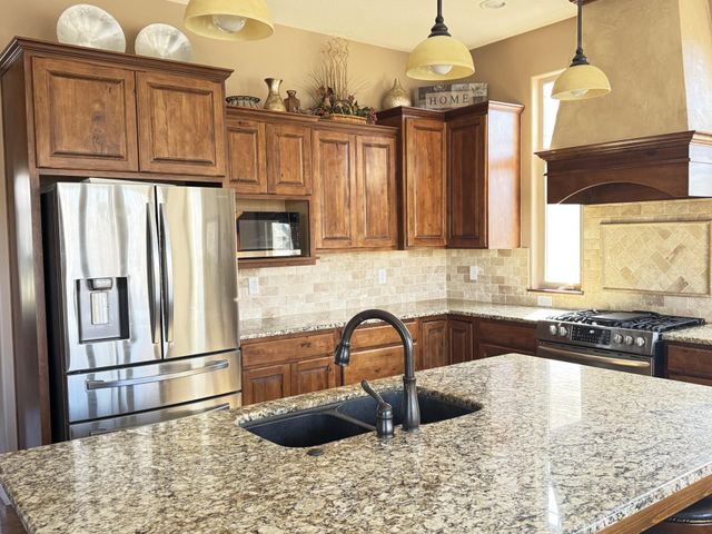 8926 W Westlakes Ct, Wichita, KS 67205