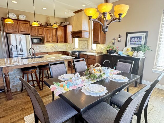 8926 W Westlakes Ct, Wichita, KS 67205