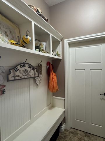 8926 W Westlakes Ct, Wichita, KS 67205