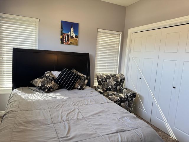 8926 W Westlakes Ct, Wichita, KS 67205