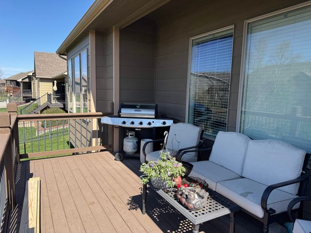 8926 W Westlakes Ct, Wichita, KS 67205