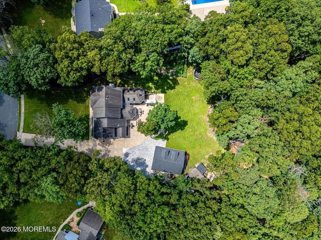 10 Bittersweet Drive, Jackson, NJ 08527
