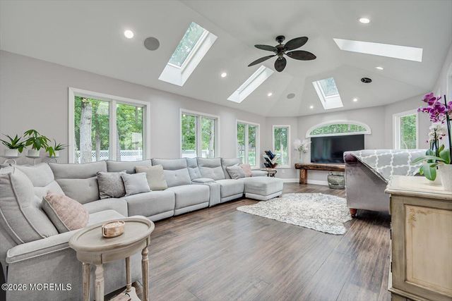 10 Bittersweet Drive, Jackson, NJ 08527