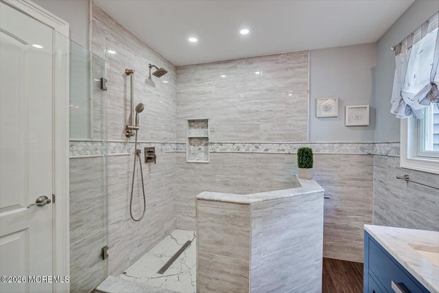 10 Bittersweet Drive, Jackson, NJ 08527