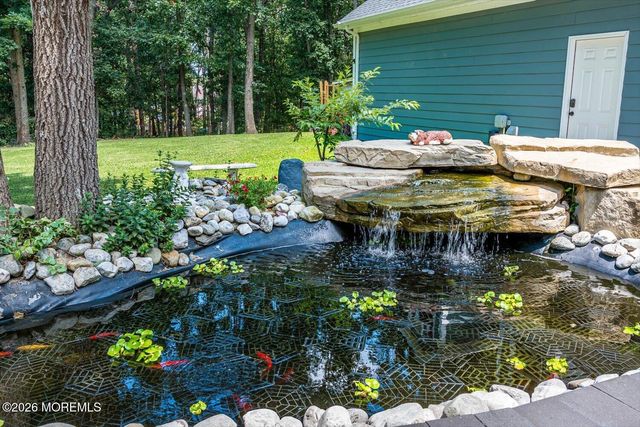 10 Bittersweet Drive, Jackson, NJ 08527