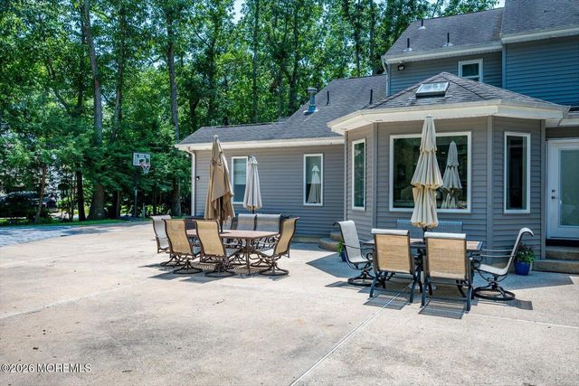 10 Bittersweet Drive, Jackson, NJ 08527