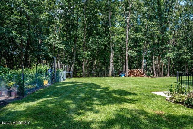 10 Bittersweet Drive, Jackson, NJ 08527