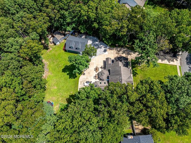 10 Bittersweet Drive, Jackson, NJ 08527