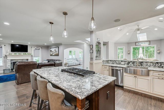 10 Bittersweet Drive, Jackson, NJ 08527