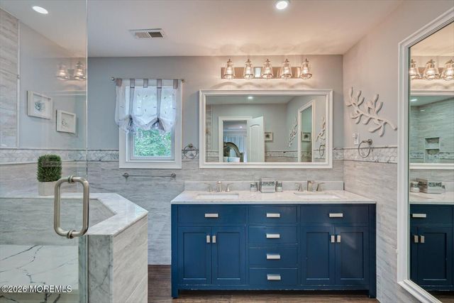 10 Bittersweet Drive, Jackson, NJ 08527