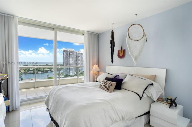 21055 Yacht Club Drive 2005, Aventura, FL 33180