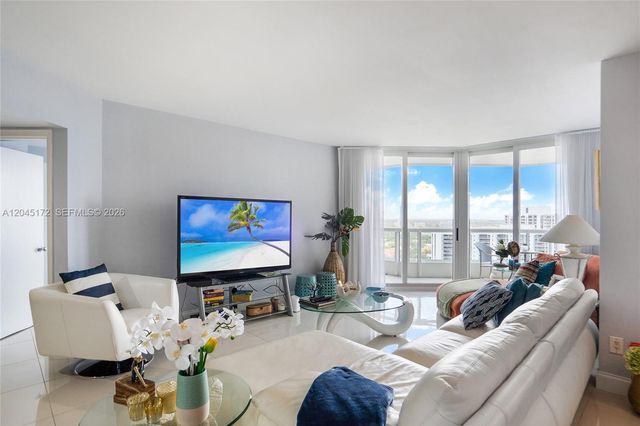 21055 Yacht Club Drive 2005, Aventura, FL 33180