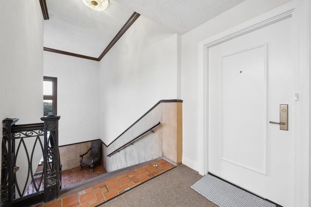 1100 Harvard Street 9, Houston, TX 77008