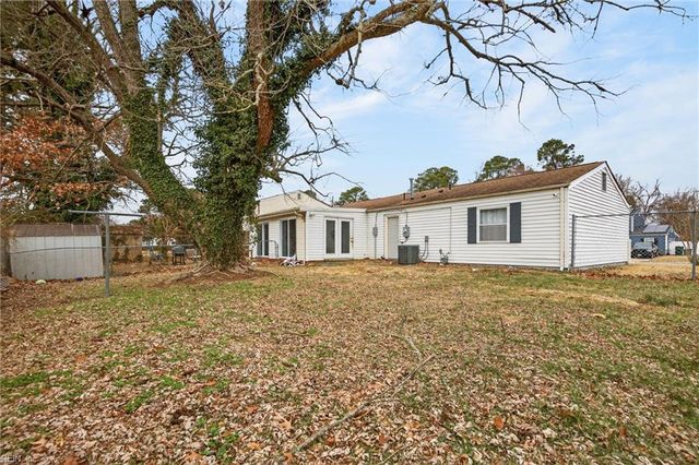 16 Marldale DR, Hampton, VA 23666