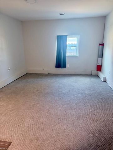 16 Marldale DR, Hampton, VA 23666
