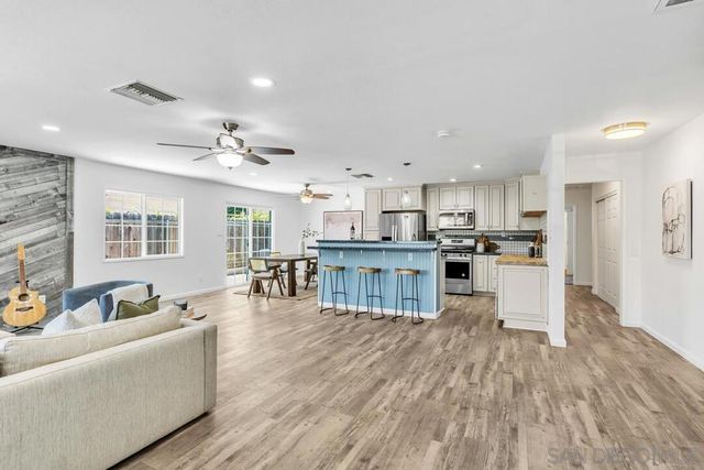 10708 Ironwood Ave., Santee, CA 92071