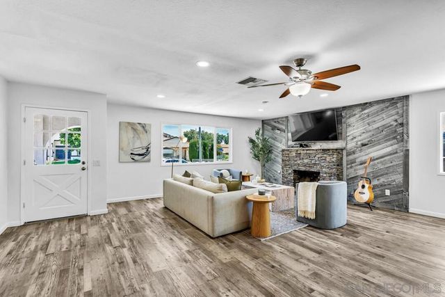 10708 Ironwood Ave., Santee, CA 92071