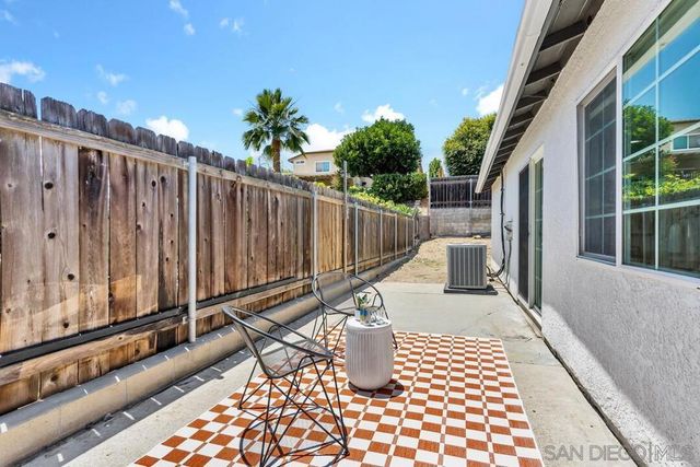 10708 Ironwood Ave., Santee, CA 92071