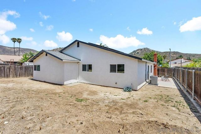 10708 Ironwood Ave., Santee, CA 92071