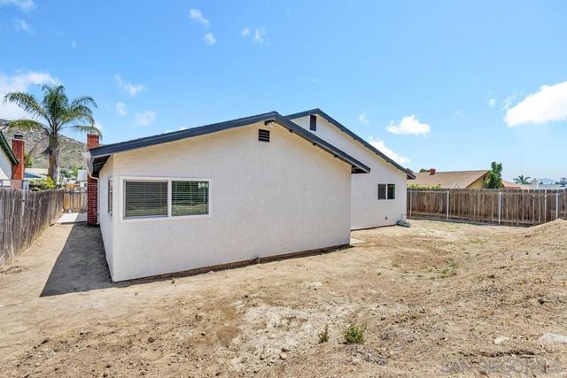 10708 Ironwood Ave., Santee, CA 92071
