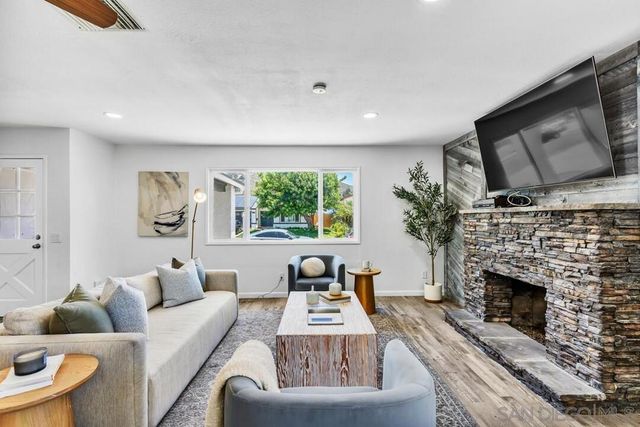 10708 Ironwood Ave., Santee, CA 92071